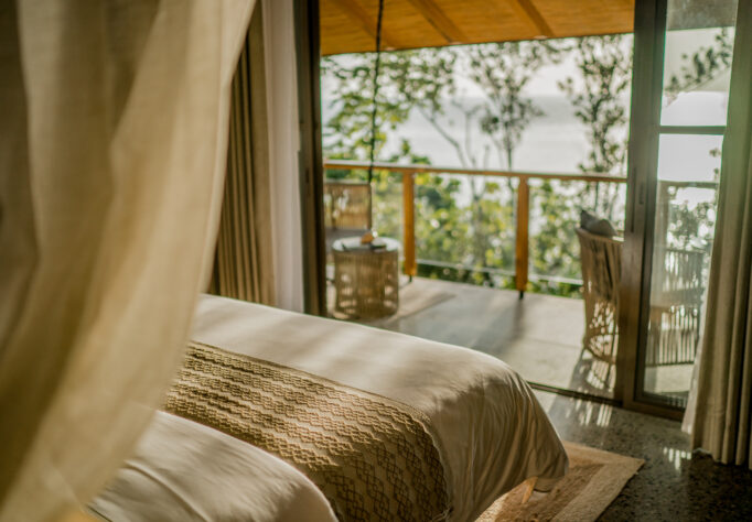 Manami-Resort-Deluxe-Villa-31-682x474