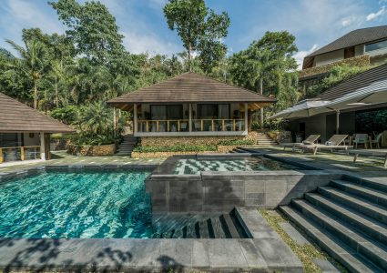 Manami-Resort-Poolside-11.jpg