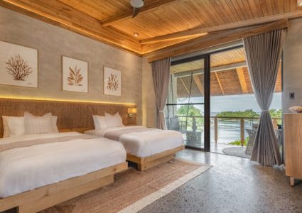 Manami_Oceanview-Suites-1-scaled-600x300-1.jpg