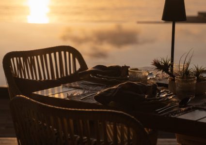Manami_Sunsets-at-Lingaw-Restaurant-3-scaled-600x300-1.jpg
